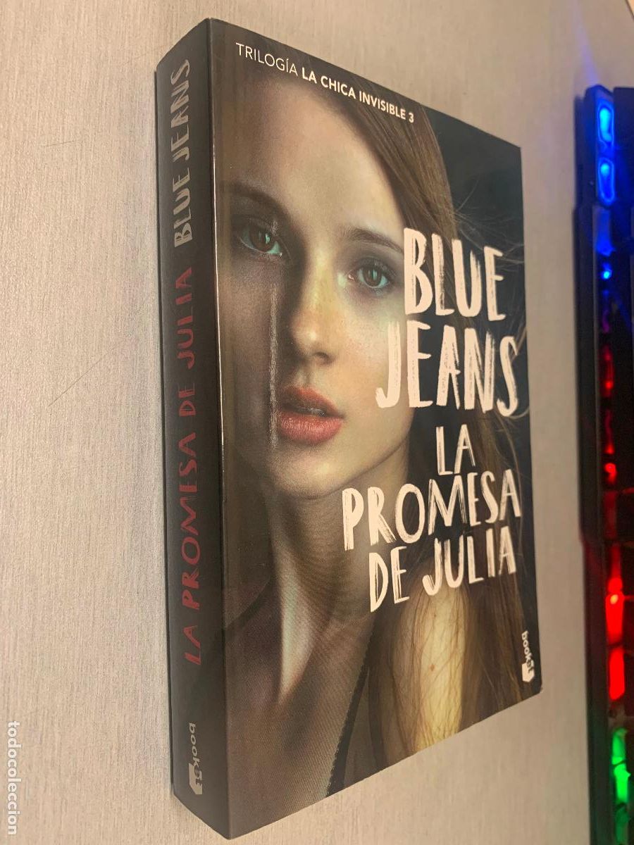 Libros de segunda mano: LA PROMESA DE JULIA - LA CHICA INVISIBLE 3 / BLUE JEANS / PLANETA BOOKET 2021