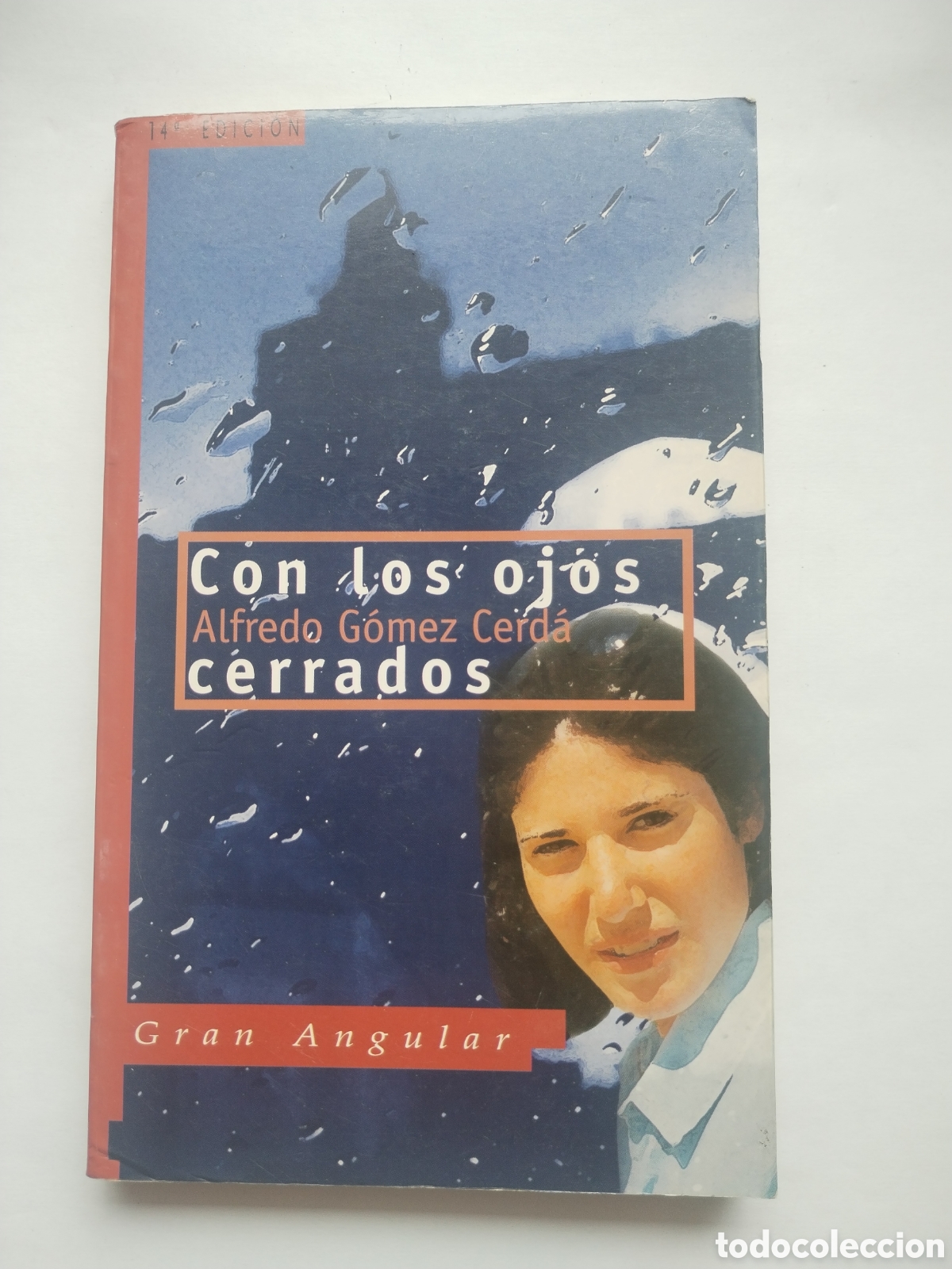 Libros de segunda mano: CON LOS OJOS CERRADOS/ALFREDO G&Oacute;MEZ CERDA