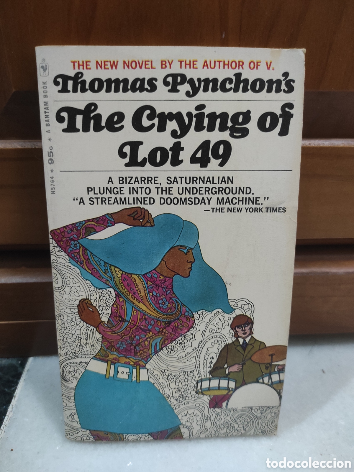 Libros de segunda mano: La subasta del lote 49. (The Crying of Lot 49). Thomas Pynchon.