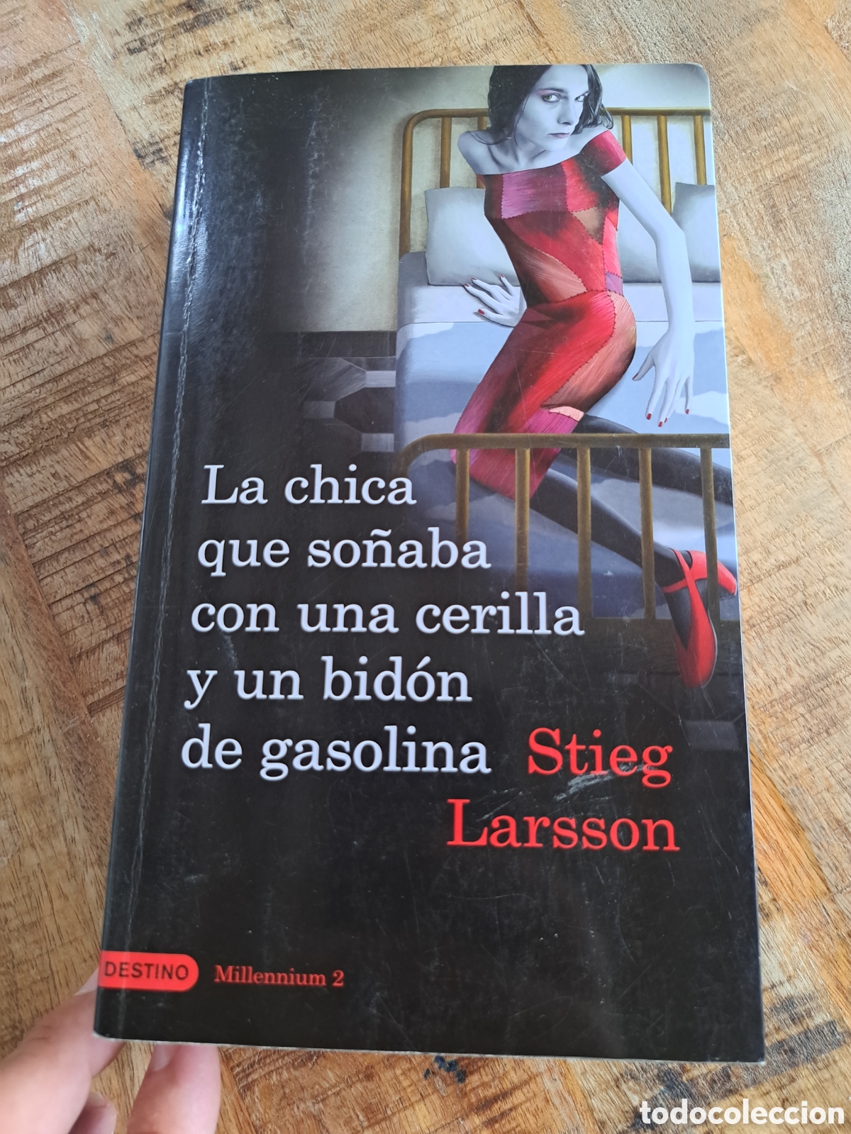 Libros de segunda mano: Jml La ni&ntilde;a que so&ntilde;aba con una cerilla y un bidon de gasolina, Stieg Larsson, Destino Millennium 2.