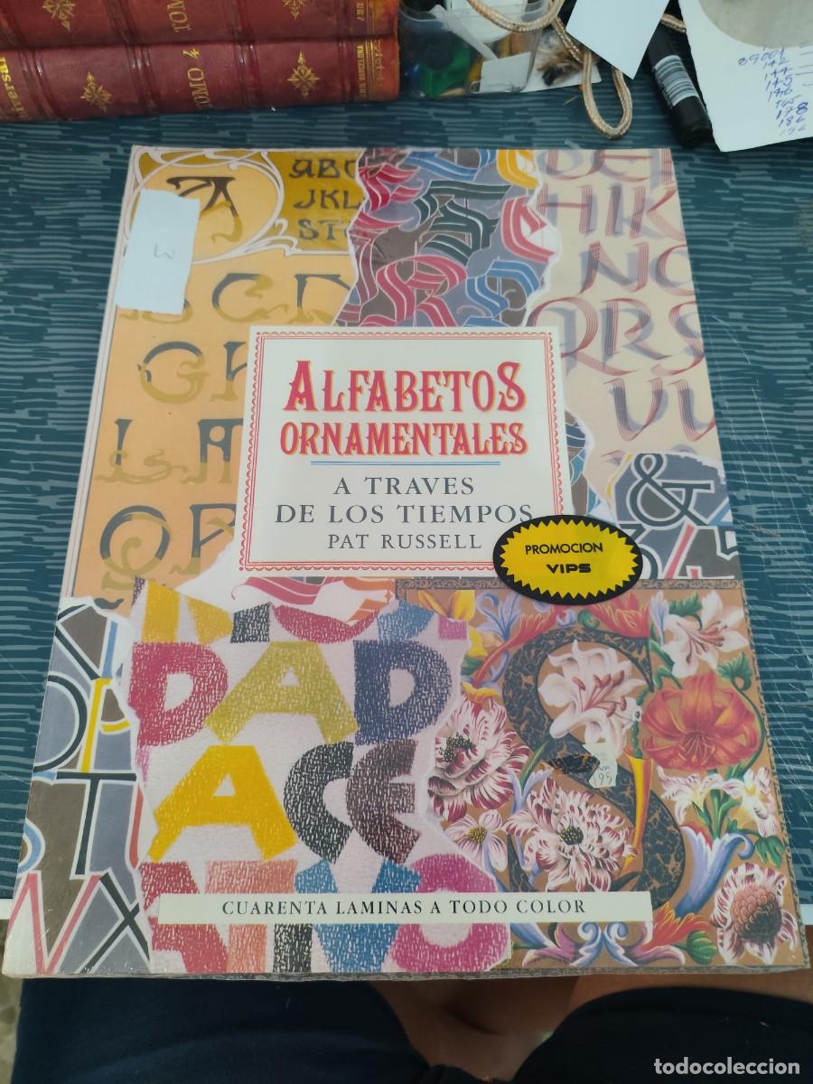 Libros de segunda mano: ALFABETOS ORNAMENTALES A TRAVES DE LOS TIEMPOS,,PAT RUSSELL,LIBSA EDITORIAL, PRECINTADO,VER FOTOS.