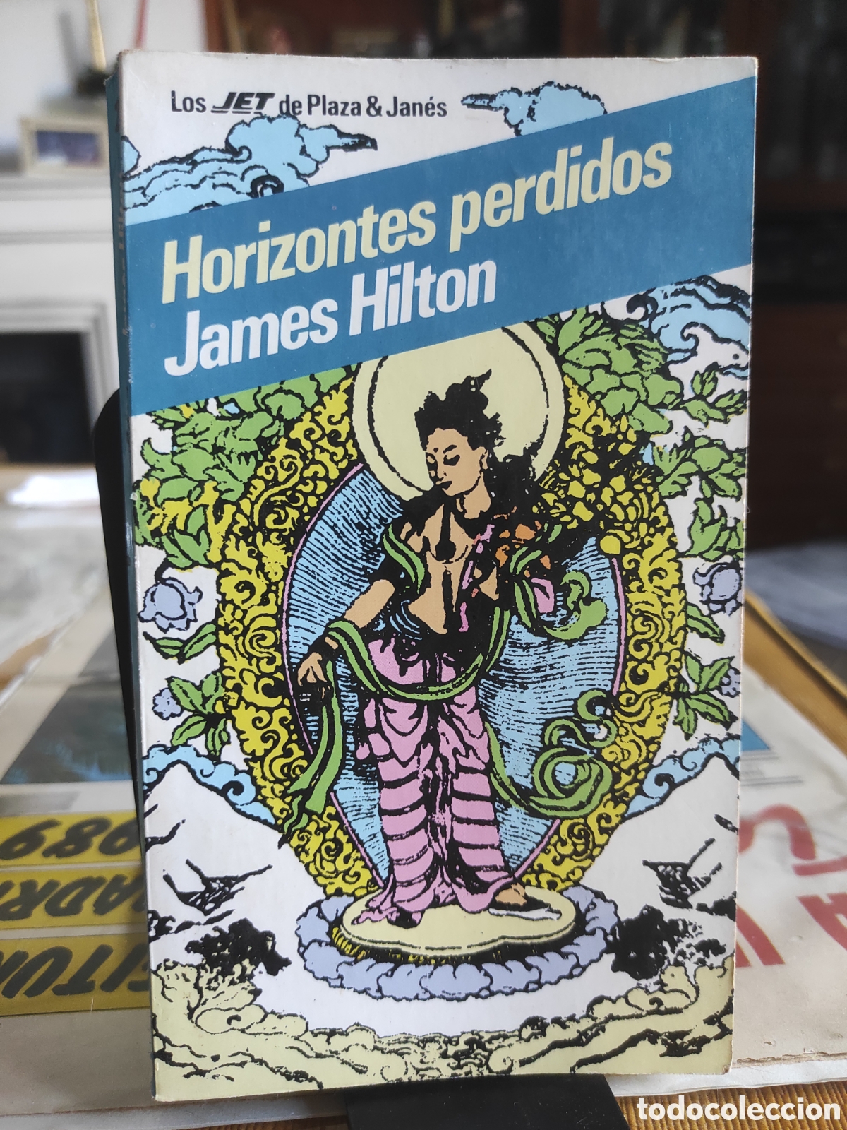 Libros de segunda mano: Horizontes perdidos. James Hilton (PEDIDO MINIMO 10&euro;)