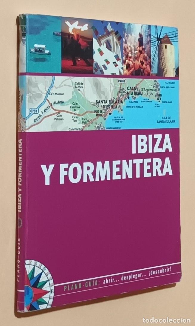 Libros de segunda mano: IBIZA Y FORMENTERA, PLANO-GU&Iacute;A - GU&Iacute;AS GALLIMARD - 2006