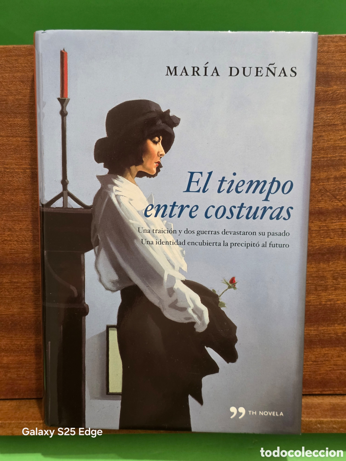 Libros de segunda mano: MARIA DUE&Ntilde;AS...&rdquo;&rdquo;EL TIEMPO ENTRE COSTURAS&rdquo;&rdquo;... TEMAS DE HOY...2010...