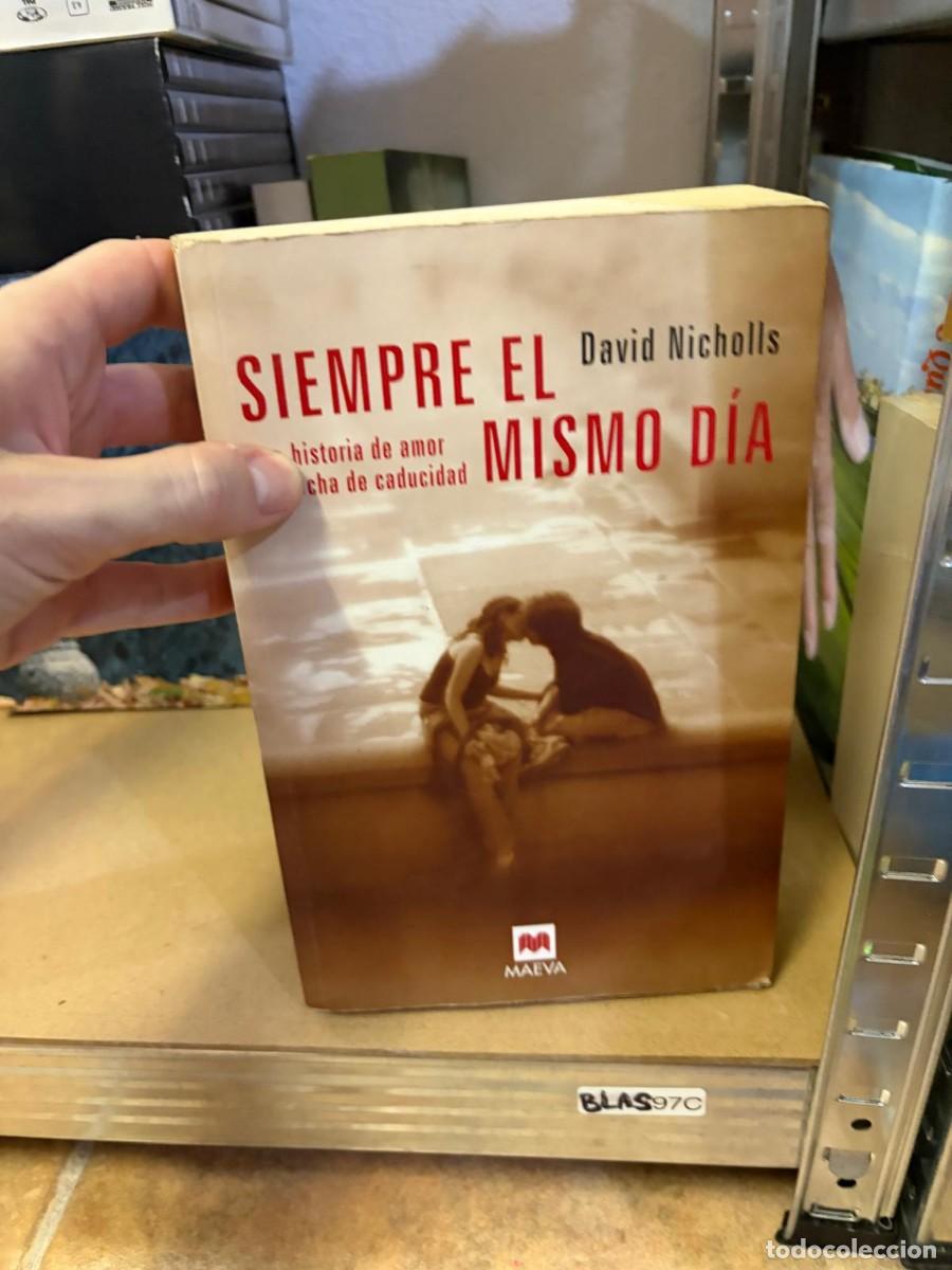 Libros de segunda mano: BLAS97C Siempre el mismo d&iacute;a &ndash; David Nicholls &ndash; Maeva.