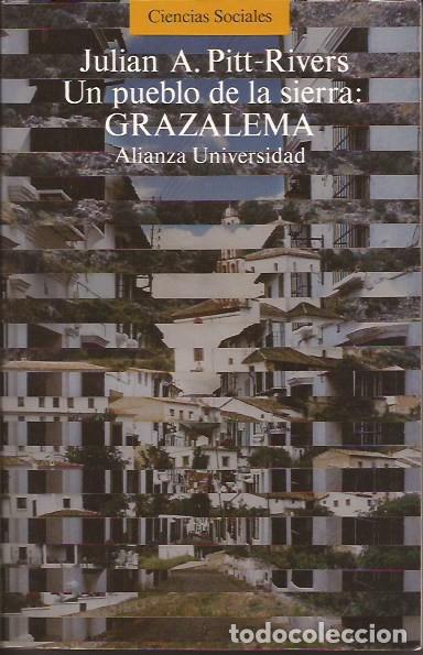 Libros de segunda mano: LIBRO UN PUEBLO DE LA SIERRA GRAZALEMA