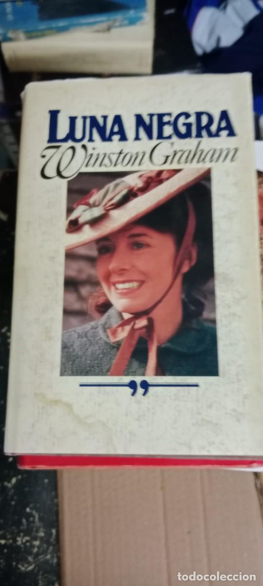 Libros de segunda mano: LUNA NEGRA WINSTON GRAHAM C&Iacute;RCULO DE LECTORES LIBRO TOP-17