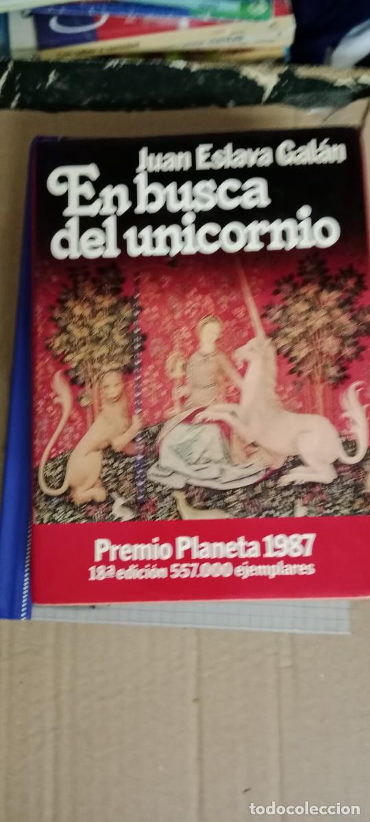 Libros de segunda mano: JUAN ESLAVA GALAN EN BUSCA DEL UNICORNIO LIBRO TOP-17