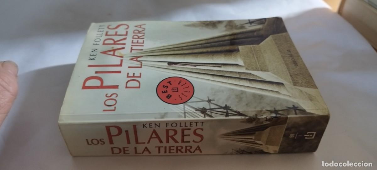 Libros de segunda mano: LOS PILARES DE LA TIERRA / KEN FOLLET / CMA 01 / MONDADORI