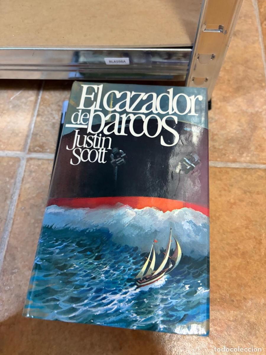 Libros de segunda mano: BLAS98A El cazador de barcos Justin Scott