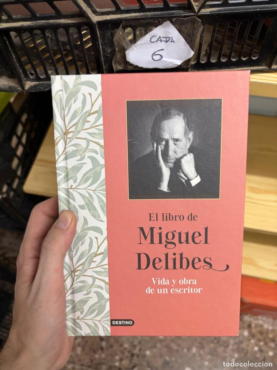 Libros de segunda mano: CAJA6 El libro de Miguel Delibes. Vida y obra de un escritor, Destino