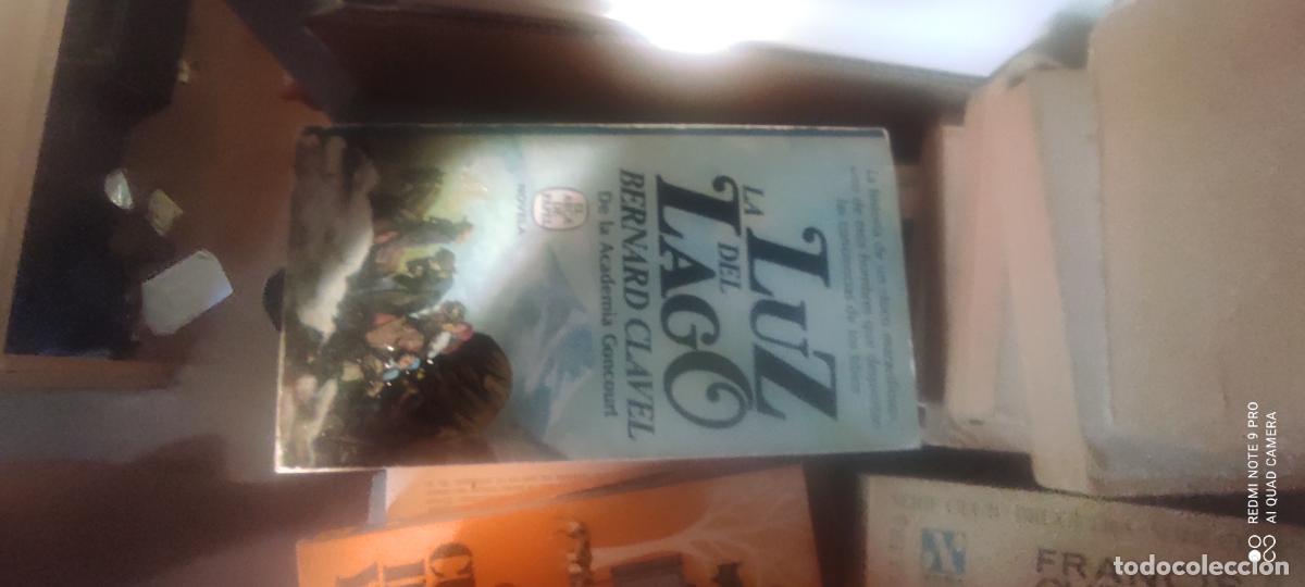 Libros de segunda mano: La luz del lago: Clavel, Bernard.-