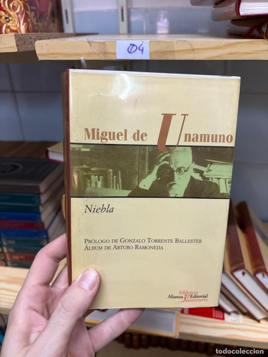 Libros de segunda mano: 04 Miguel de Unamuno, Niebla, Alianza Editorial, Biblioteca 30 Aniversario