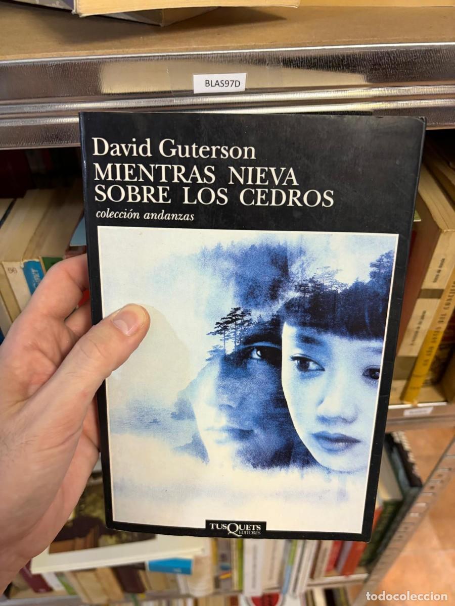Libros de segunda mano: BLAS97D Mientras nieva sobre los cedros &mdash; David Guterson &mdash; Tusquets