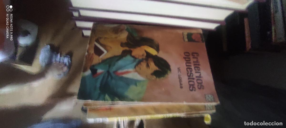 Libri di seconda mano: Criterios opuestos Vic Logan l