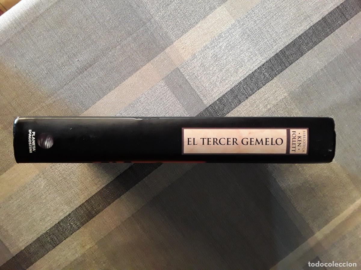 Libros de segunda mano: El Tercer Gemelo de Ken Follett - Foto 3