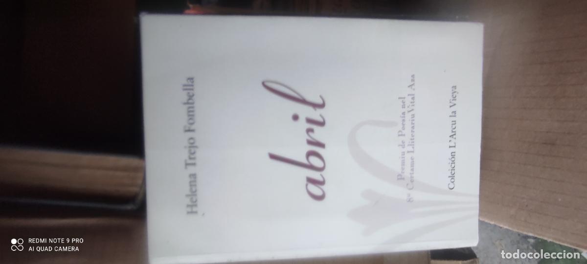 Libros de segunda mano: ABRIL - HELENA TREJO FOMBELLA - ESCRITO EN ASTURIANO