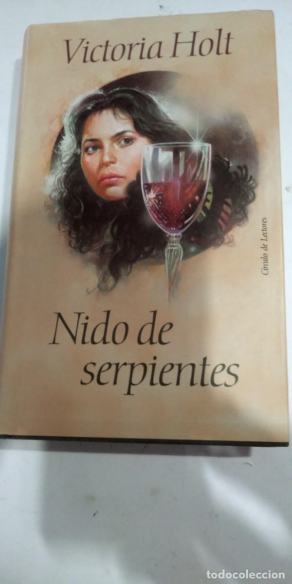 Libros de segunda mano: Nido de serpientes Victoria Holt