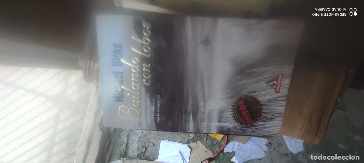 Libros de segunda mano: BAILANDO CON LOBOS - MICHAEL BLAKE -