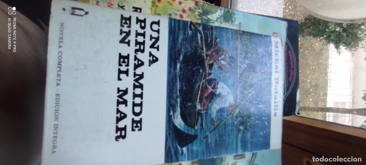 Libros de segunda mano: Bataille. Una pir&aacute;mide en el mar