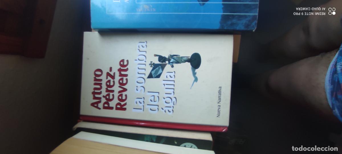 Libros de segunda mano: La sombra del aguila. P&eacute;rez Reverte