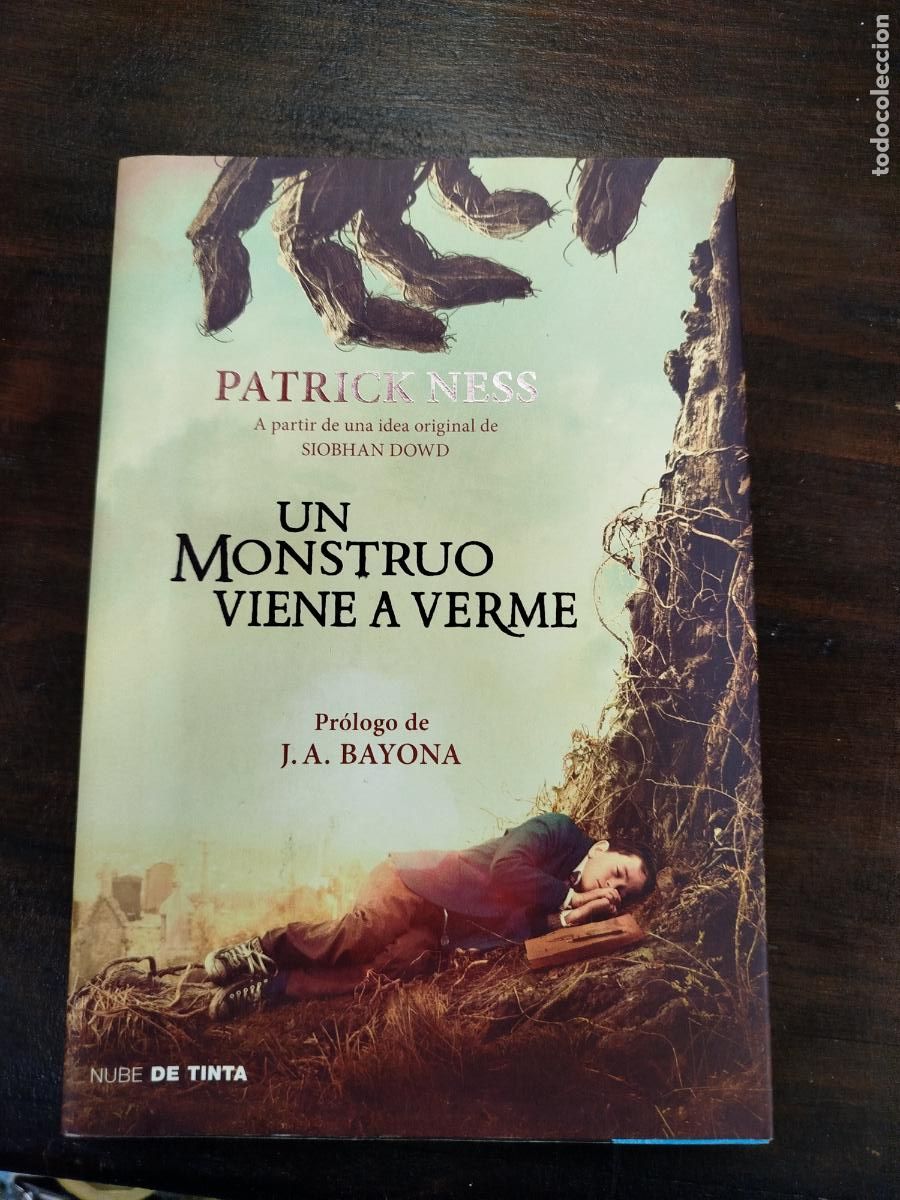 Libros de segunda mano: UN MONSTRUO VIENE A VERME - PATRICK NESS