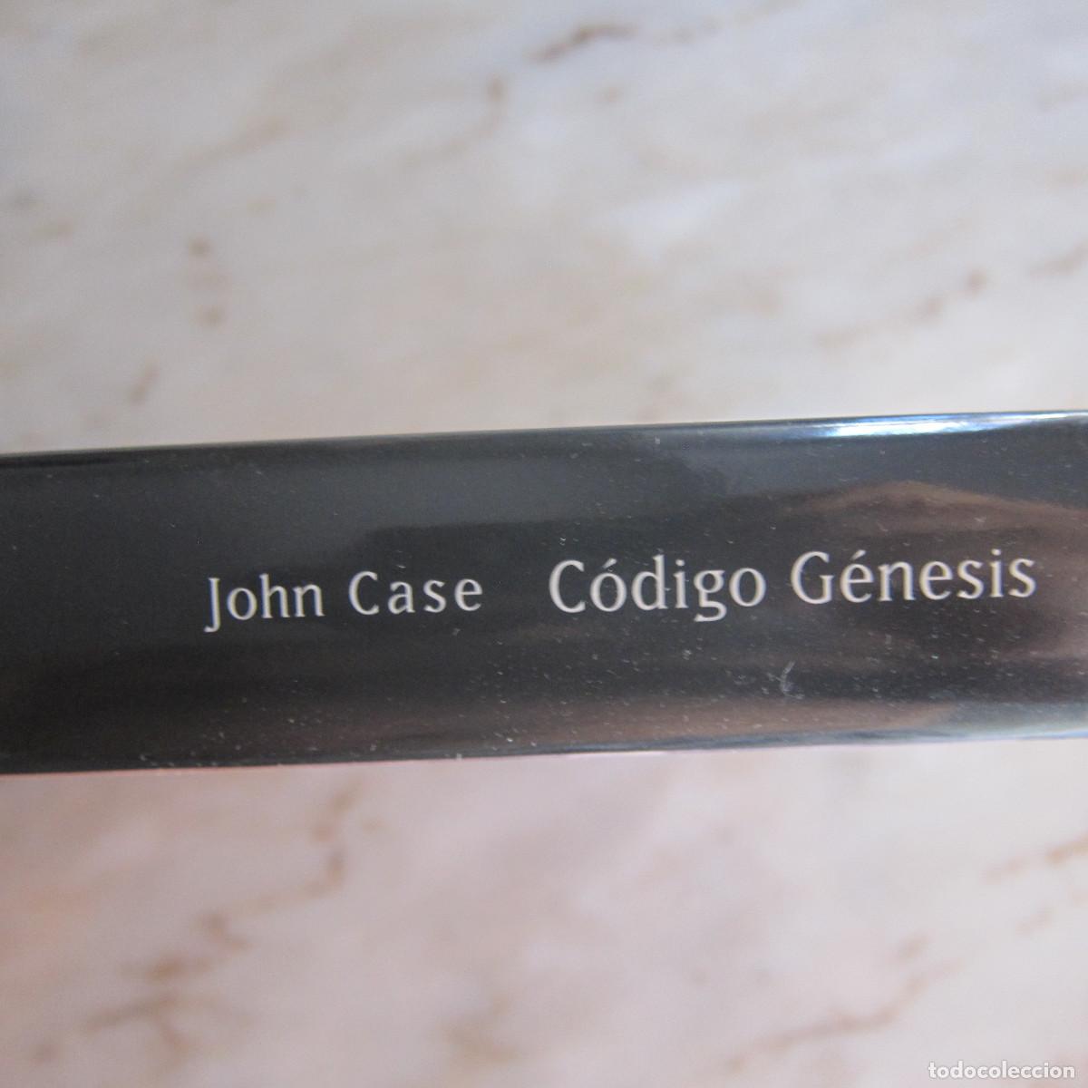 Libros de segunda mano: C&Oacute;DIGO G&Eacute;NESIS - JOHN CASE (C&Iacute;RCULO DE LECTORES) NOVELA - Foto 2