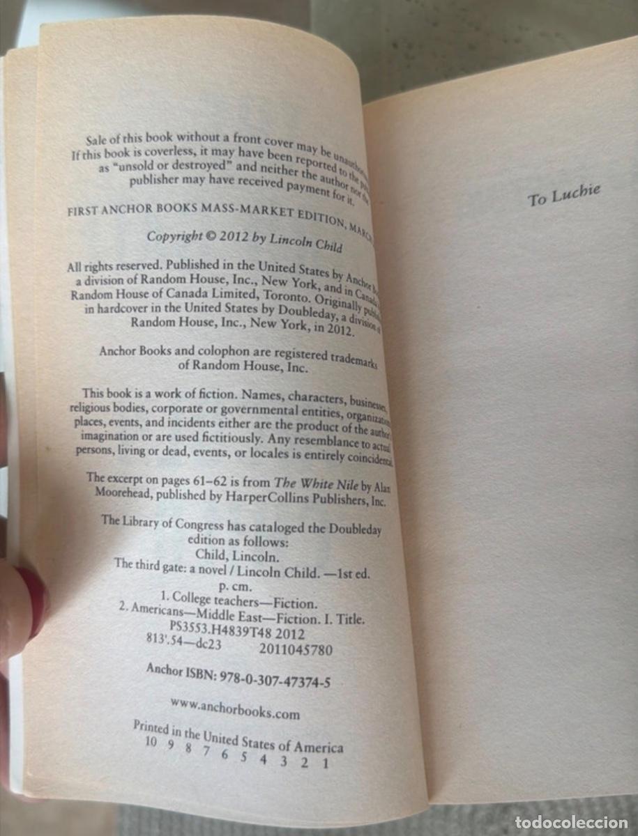 Libros de segunda mano: Libro The third Gate | Lincoln Child | 2012 - Foto 3