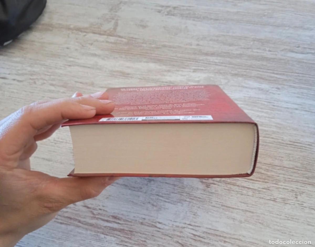 Libros de segunda mano: Libro Nunca | Ken Follet | 2025 - Foto 3