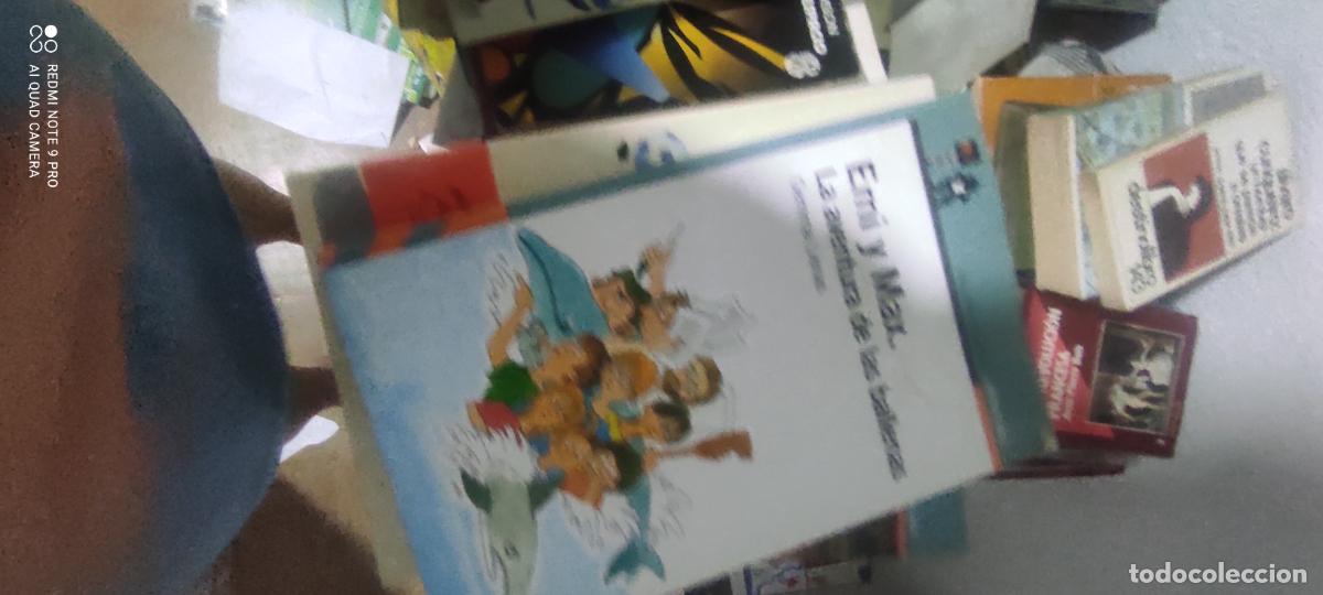 Libros de segunda mano: Emi y Max La aventura de las ballenas Gemma Lienas