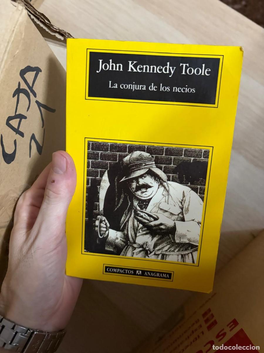 Libros de segunda mano: CAJA21 John Kennedy Toole, La conjura de los necios, Compactos Anagrama