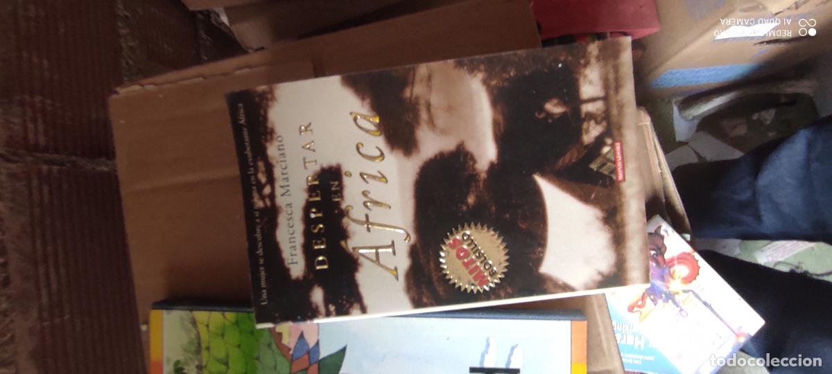 Libros de segunda mano: DESPERTAR EN AFRICA -- FRANCESCA MARCIANO -- DEBOLSILLO - 2004 -