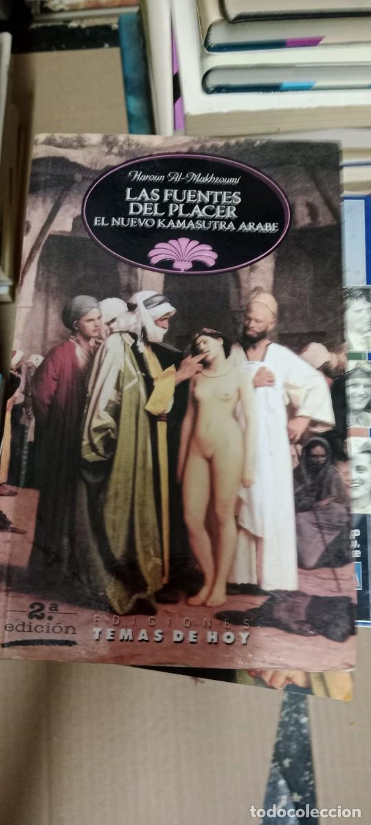 Gebrauchte B&uuml;cher: LAS FUENTES DEL PLACER. HAROUN AL-MAKHZOUMI. EDICIONES TEMAS DE HOY LIBRO C-333