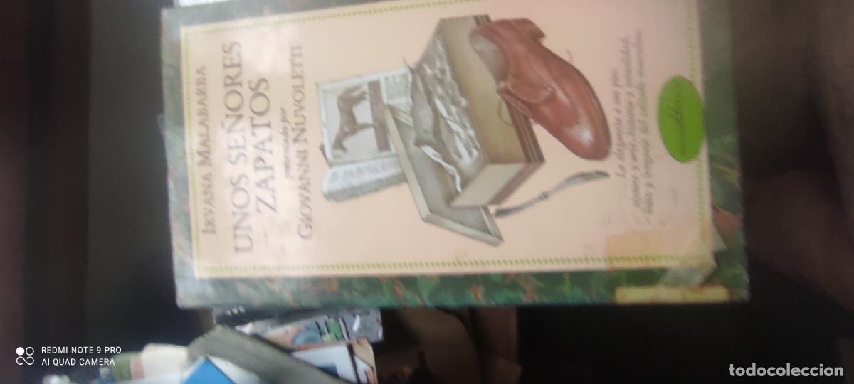 Libros de segunda mano: Unos se&ntilde;ores zapatos. Irvana Malabarba. Ed. Mondib&eacute;rica. Toledo 1986.
