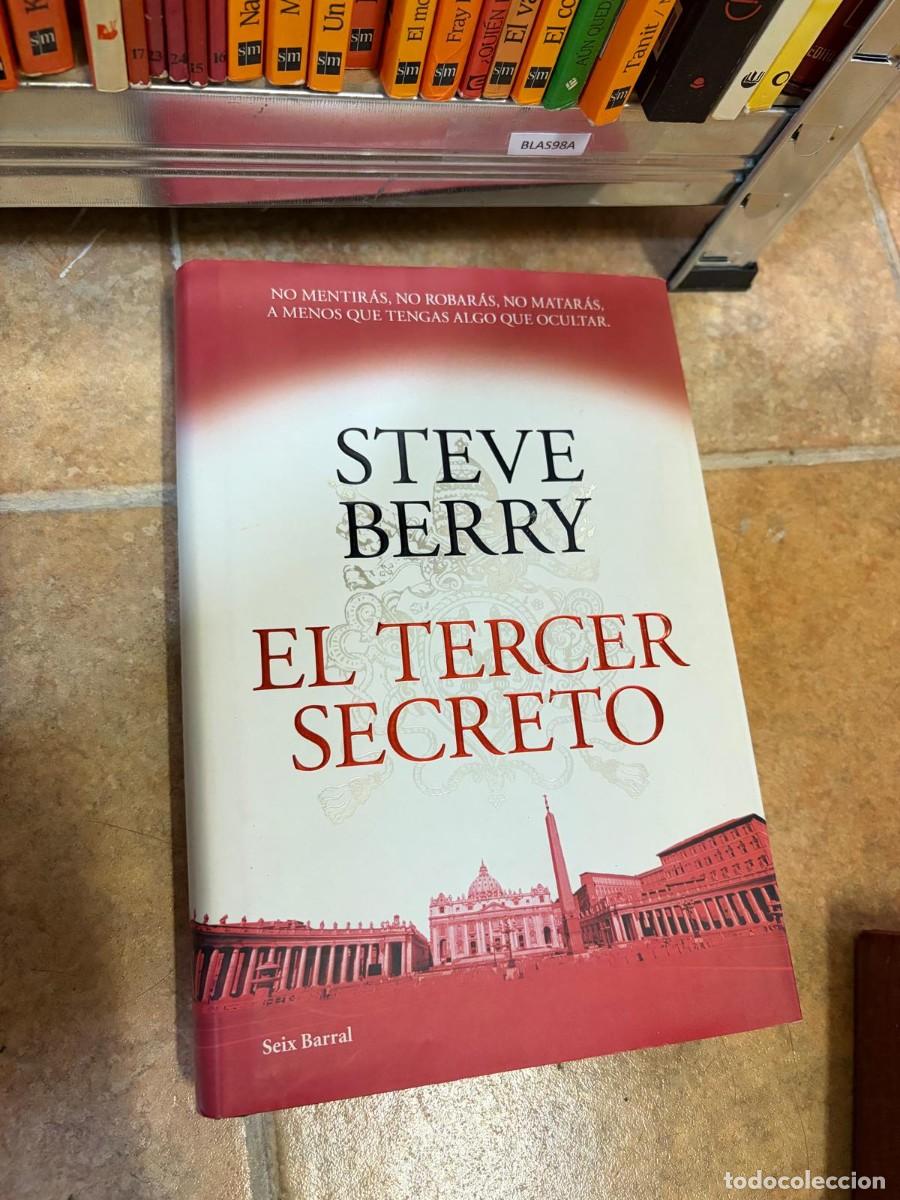 Libros de segunda mano: BLAS98A &mdash; Steve Berry &mdash; El tercer secreto &mdash; Seix Barral