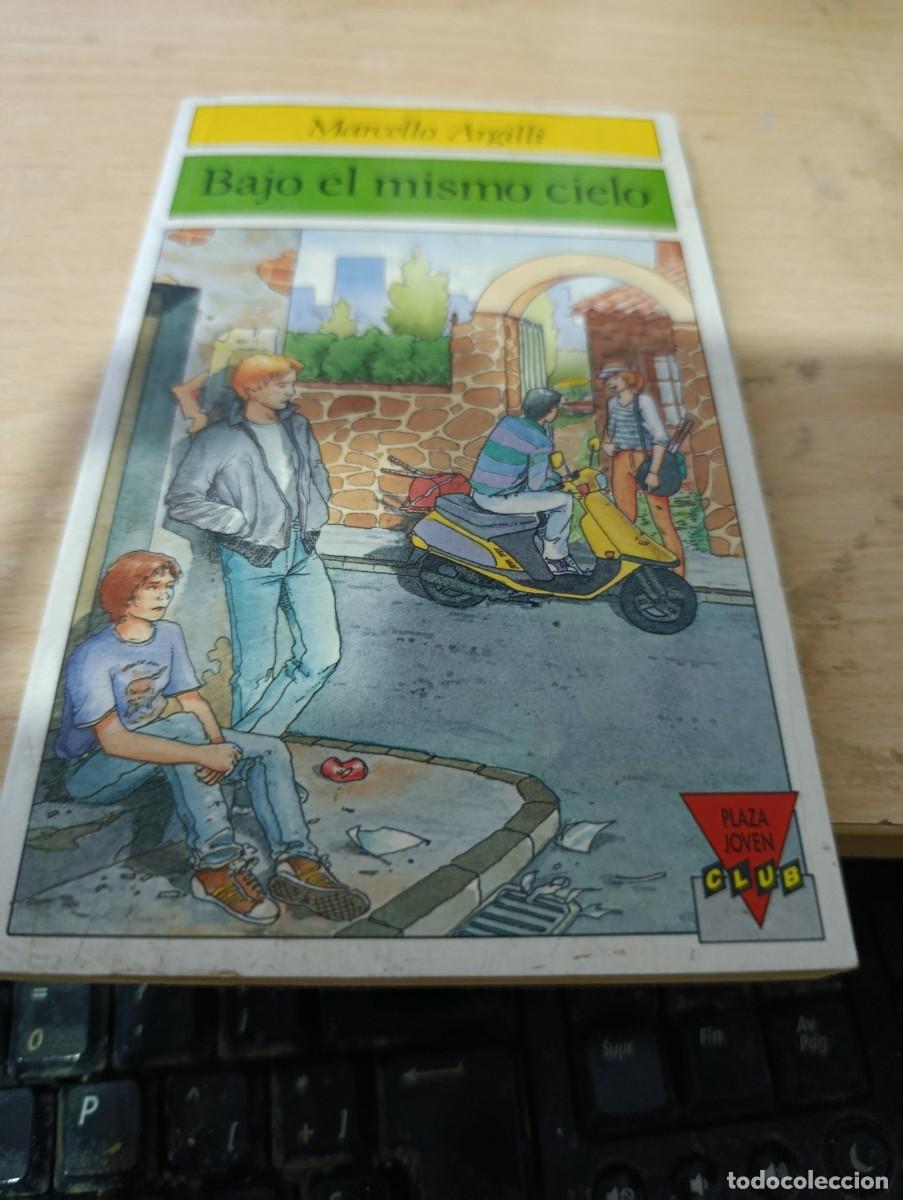 Libros de segunda mano: BAJO EL MISMO CIELO. MARCELLO ARGILLI. EST32B5