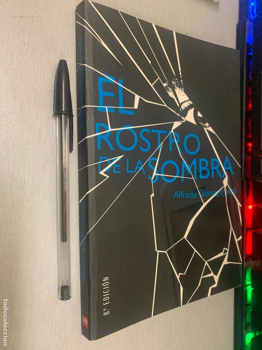 Libros de segunda mano: EL ROSTRO DE LA SOMBRA / ALFREDO G&Oacute;MEZ CERD&Aacute; / SM EDICIONES 2015