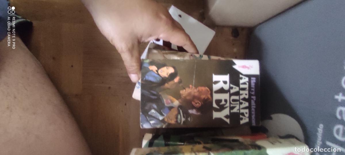 Libros de segunda mano: ATRAPA A UN REY - HARRY PATTERSON