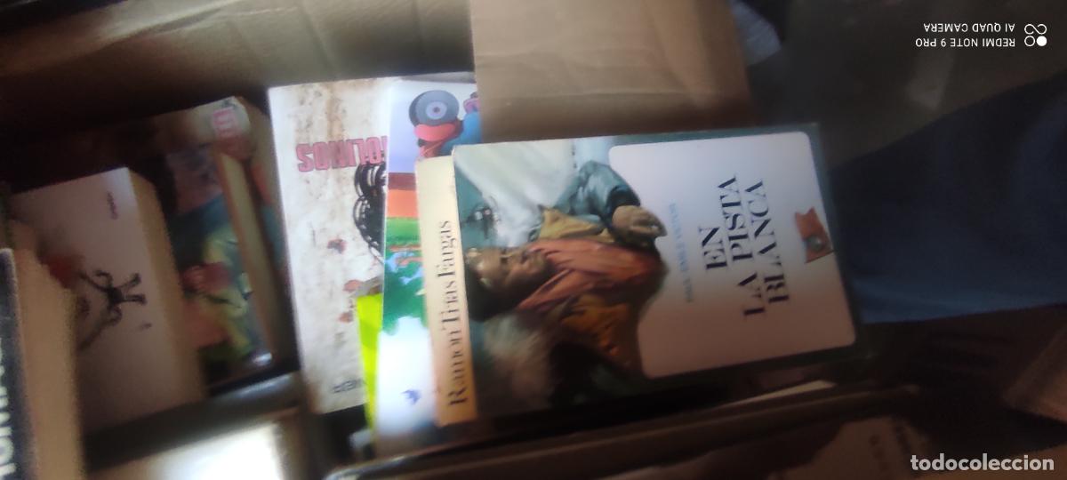 Libros de segunda mano: En la pista blanca: [versi&oacute;n espa&ntilde;ola de la obra francesa].- Victor, Paul-Emile
