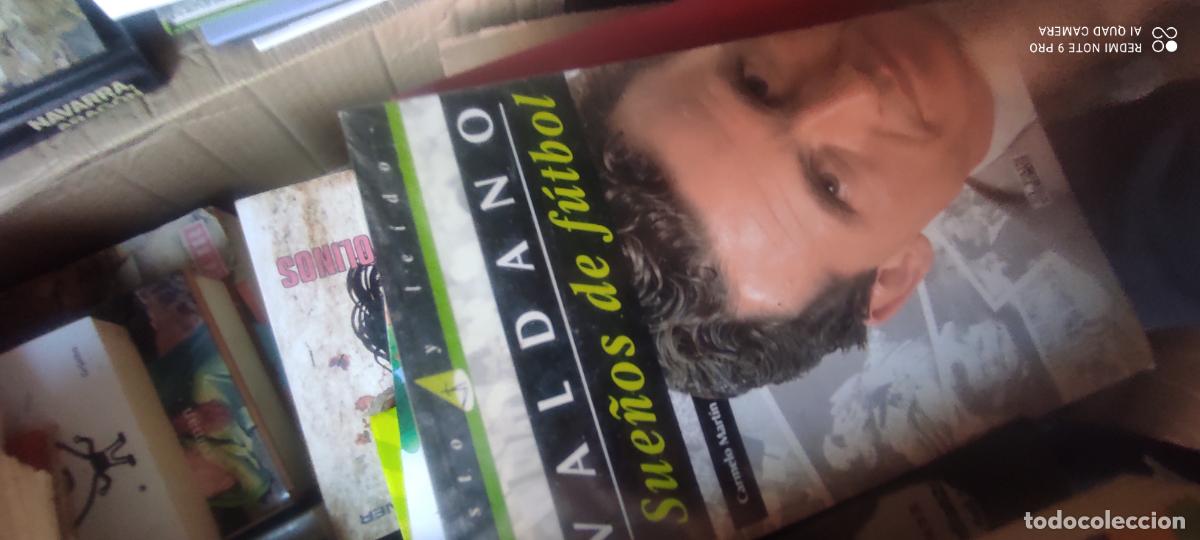 Libros de segunda mano: Valdano, sue&ntilde;os de f&uacute;tbol. MART&Iacute;N, Carmelo. Ed. El Pa&iacute;s Aguilar. Madrid, 1994