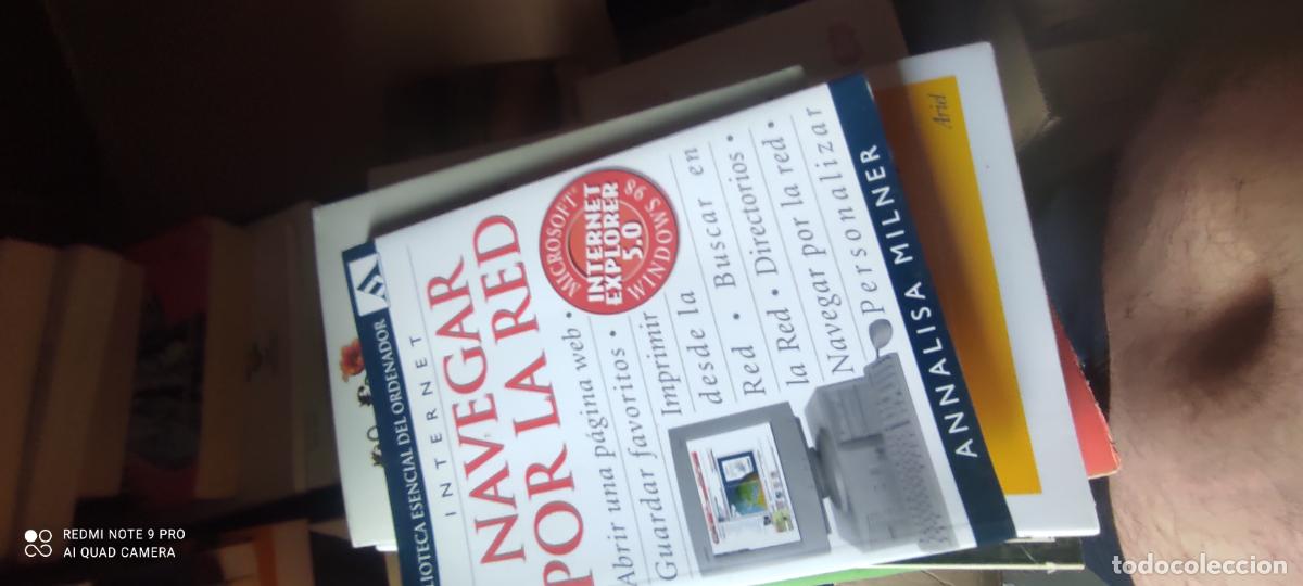 Libros de segunda mano: NAVEGAR POR LA RED - INTERNET - Milner -A&ntilde;o 2000 libro