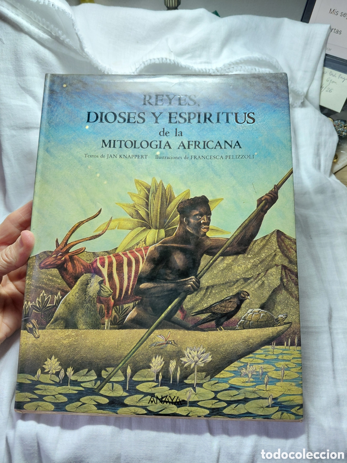Libros de segunda mano: REYES DIOSES Y ESPIRITUS DE LA MITOLOGIA AFRICANA.JAN KNAPPERT.ILUSTRACIONES FRANCESCA PELIZZOLI.