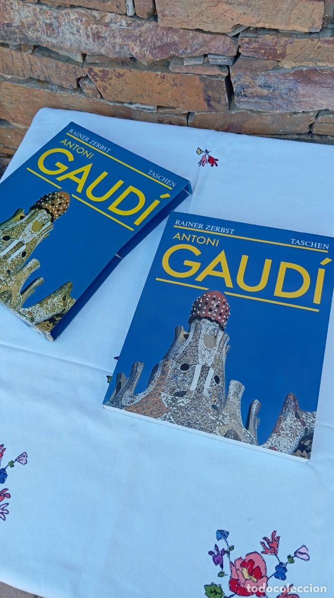 Libros de segunda mano: Antoni Gaud&iacute; - Rainer Zerbst (Ed. Taschen, 1989) Con estuche original