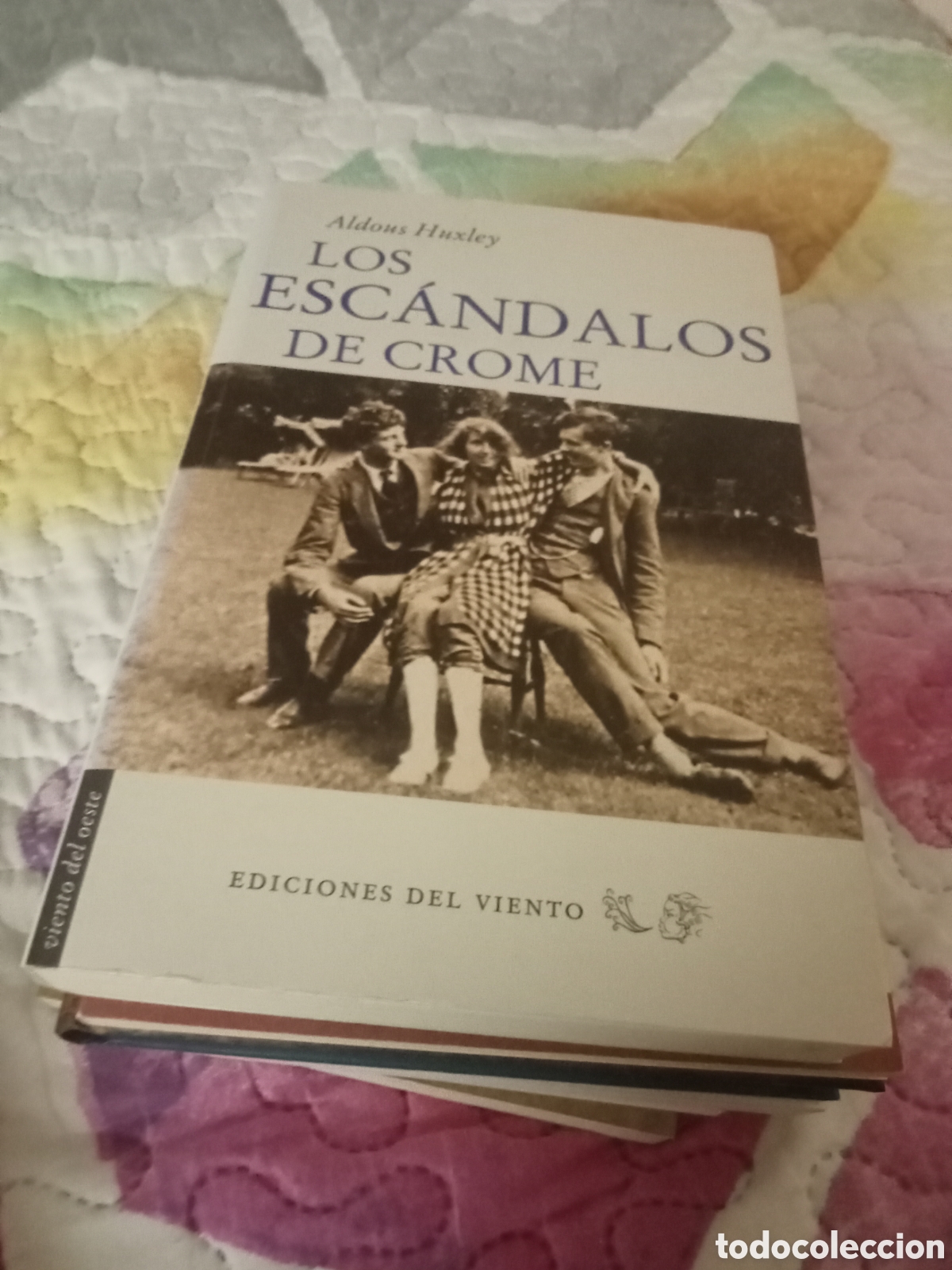 Libros de segunda mano: Aldous Huxley. Los esc&aacute;ndalos de Crome. Ediciones del viento 2012
