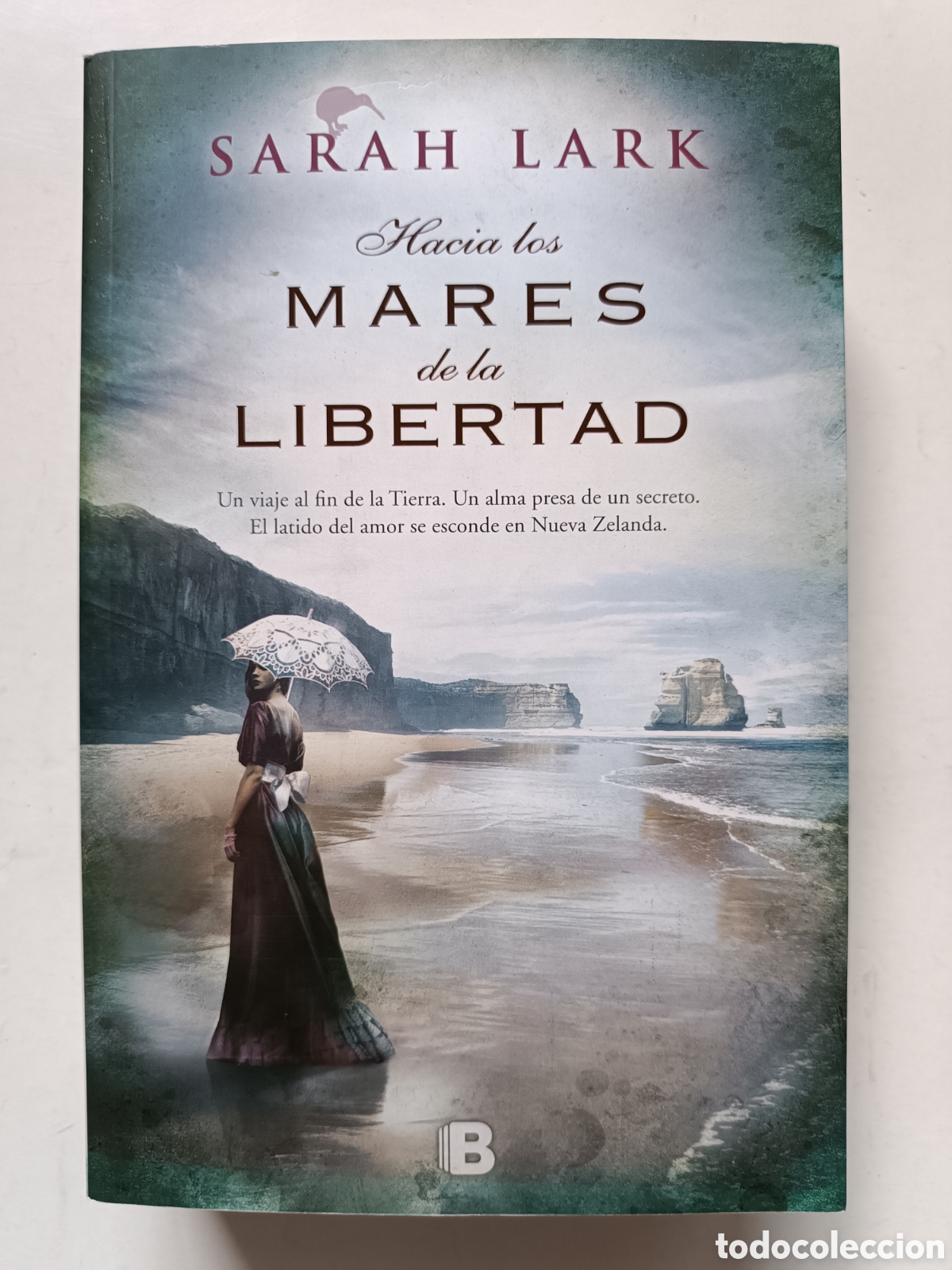 Libros de segunda mano: SARAH LARK: Hacia los mares de la libertad (Ediciones B, 2014)