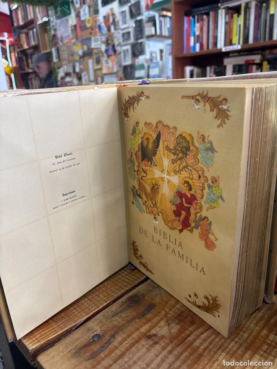 Libros de segunda mano: BIBLIA DE LA FAMILIA. LA SANTA BIBLIA. Texto del Antiguo y Nuevo Testamento seg&uacute;n traducci&oacute;n directa