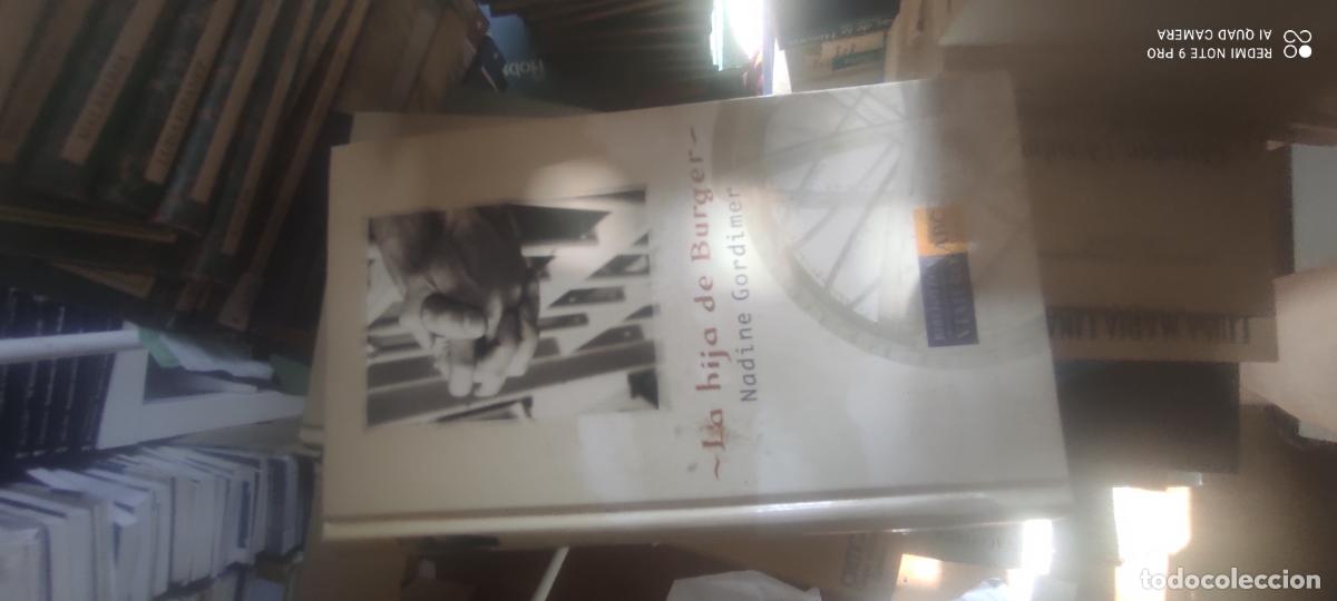 Libros de segunda mano: La hija de Burguer. Nadine Gordimer. Biblioteca del viajero ABC. 2004