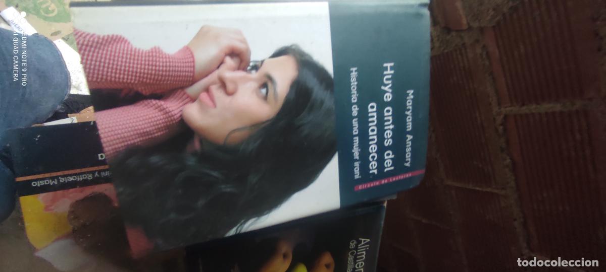 Libros de segunda mano: HUYE ANTES DEL AMANECER - MARYAM ANSARY - C&Iacute;RCULO DE LECTORES - 2005
