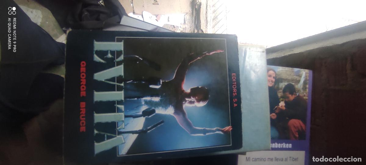 Libros de segunda mano: EVITA - GEORGE BRUCE - Foto 1