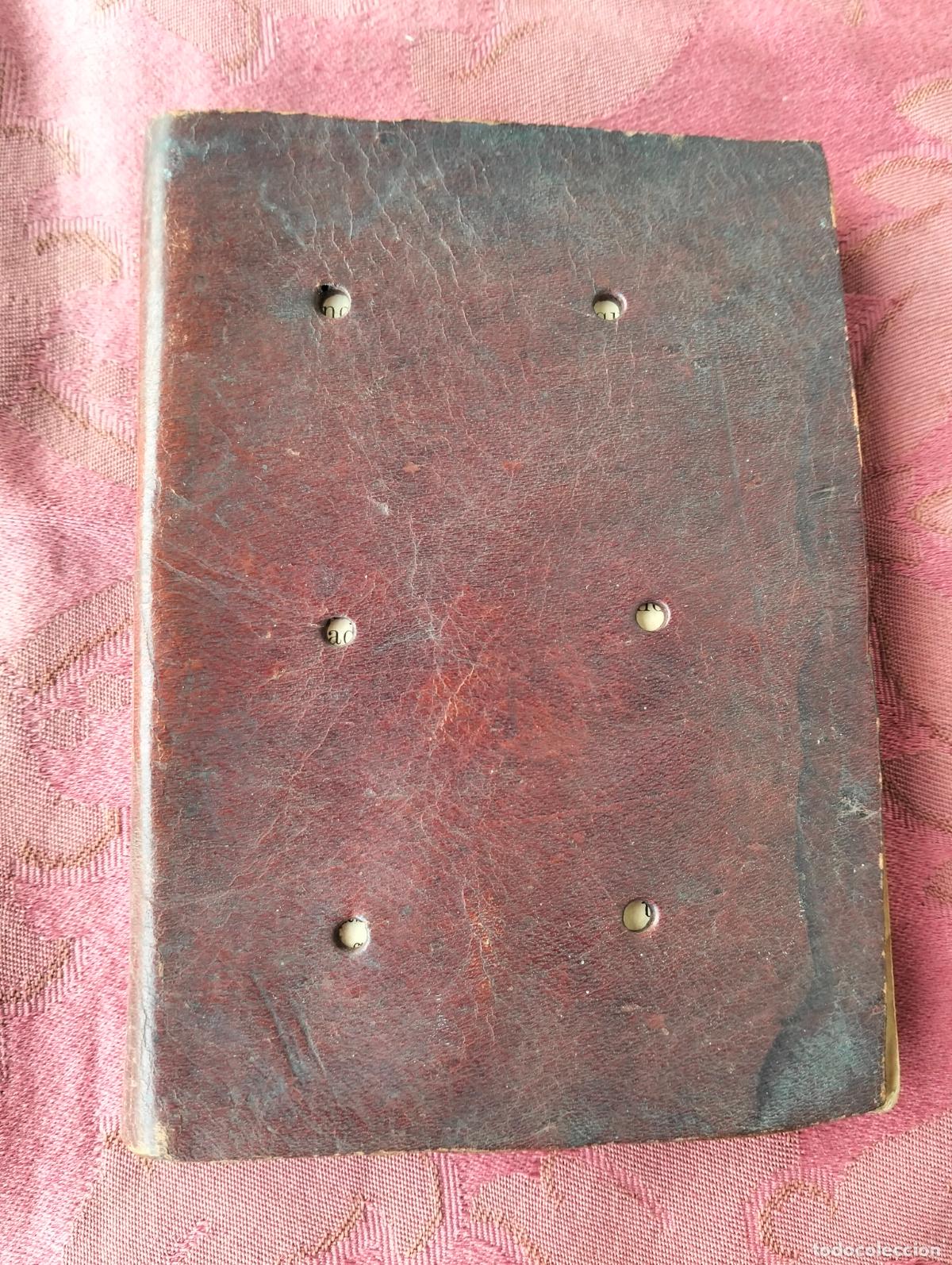Second hand books: Funda tapa de libro de cuero piel con libro antiguo incompleto a&ntilde;os 40-50